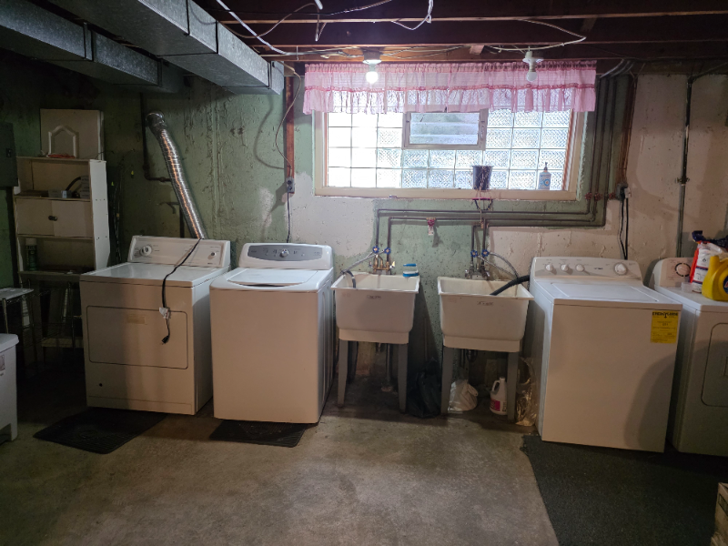 9783 Hilspach St #2 - Photo 5 of 8