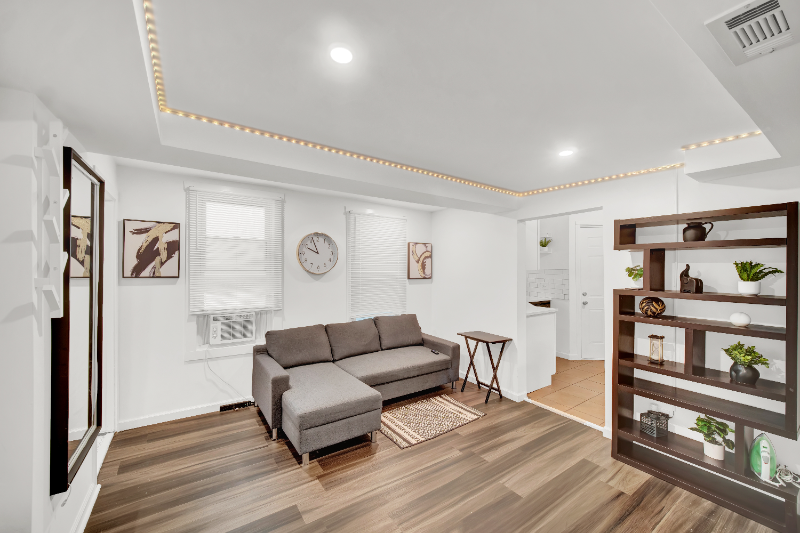 1721 N Kimball Ave #1R - Photo 2 of 19