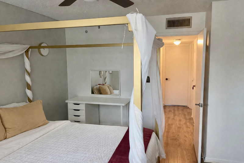 6843 Nw 29th Ave - Photo 7 of 15