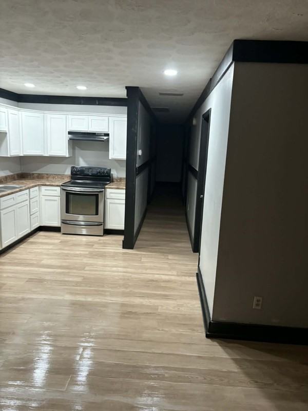 324 Church St - Photo 2 of 10