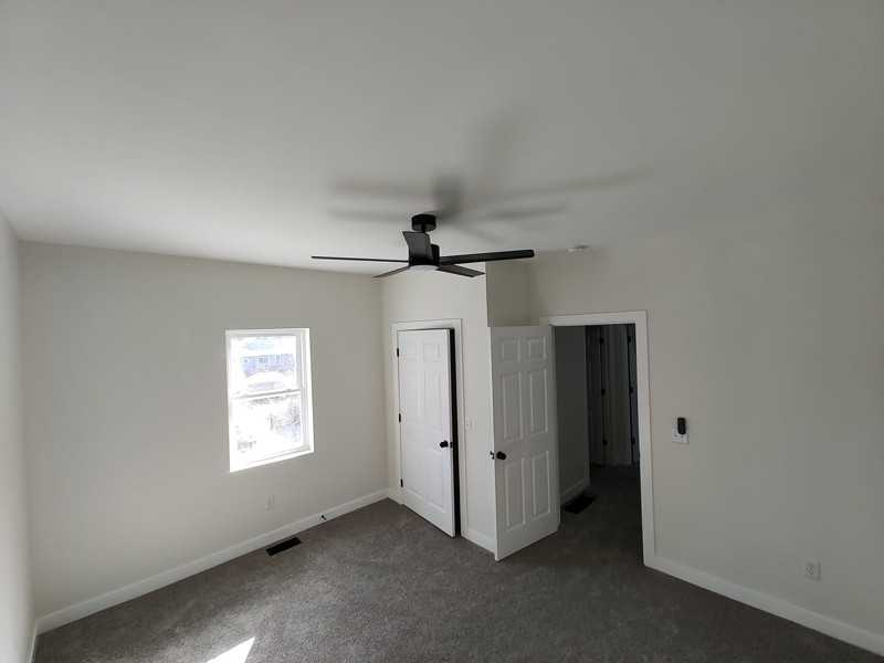 409 W Mansfield St - Photo 4 of 9