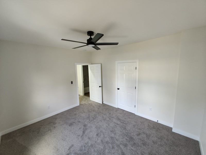 409 W Mansfield St - Photo 5 of 9