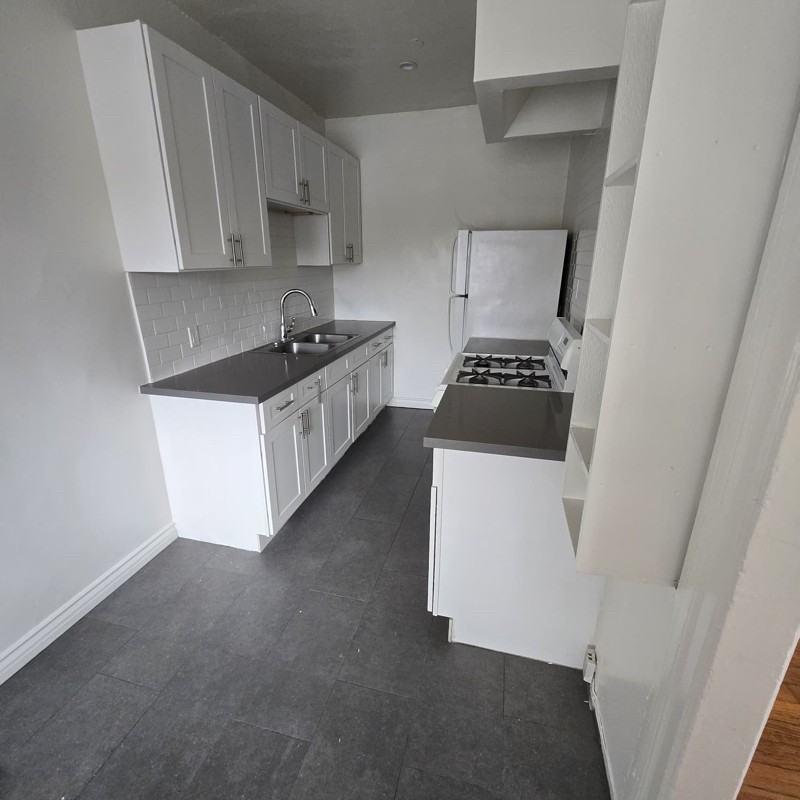 833 N Formosa Ave - Photo 2 of 21