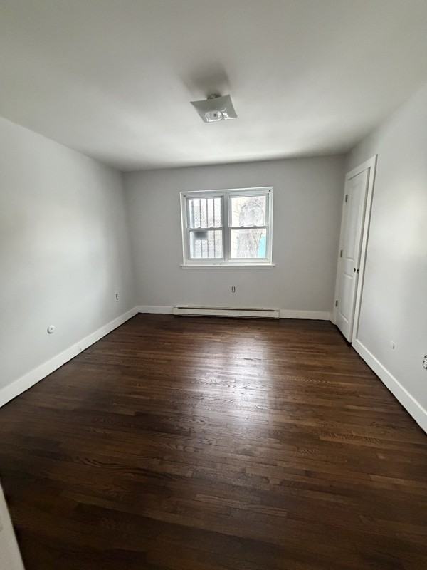 125 William St #6 - Photo 3 of 5