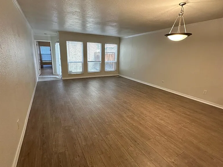 7178 N Fruit Ave #117 - Photo 5 of 10