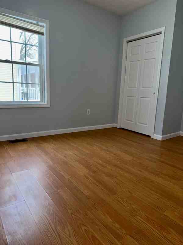 118 Lafayette St #1 - Photo 6 of 12