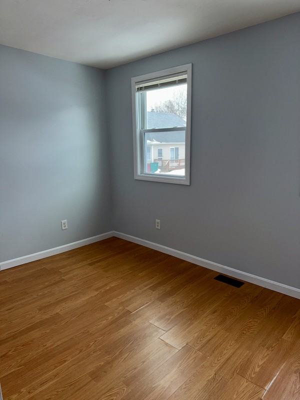 118 Lafayette St #1 - Photo 7 of 12