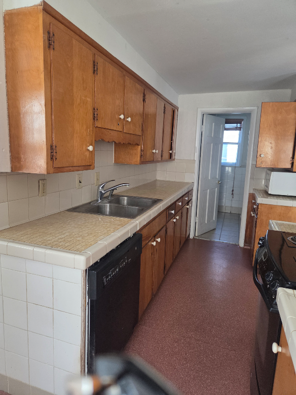 4408 Cambridge St - Photo 6 of 16