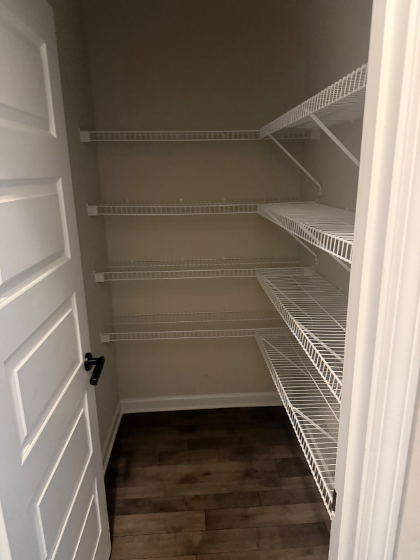 1115 Burgundy Dr - Photo 5 of 15