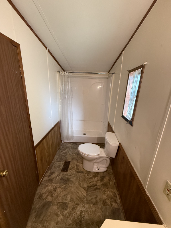 425 Lowe St - Photo 4 of 10