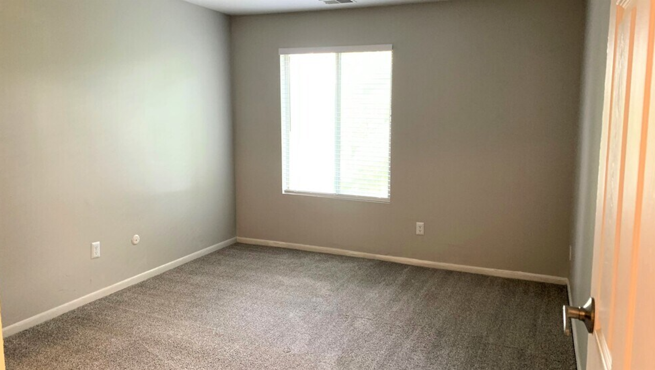 Garden Pointe Apartments - Photo 6 of 50