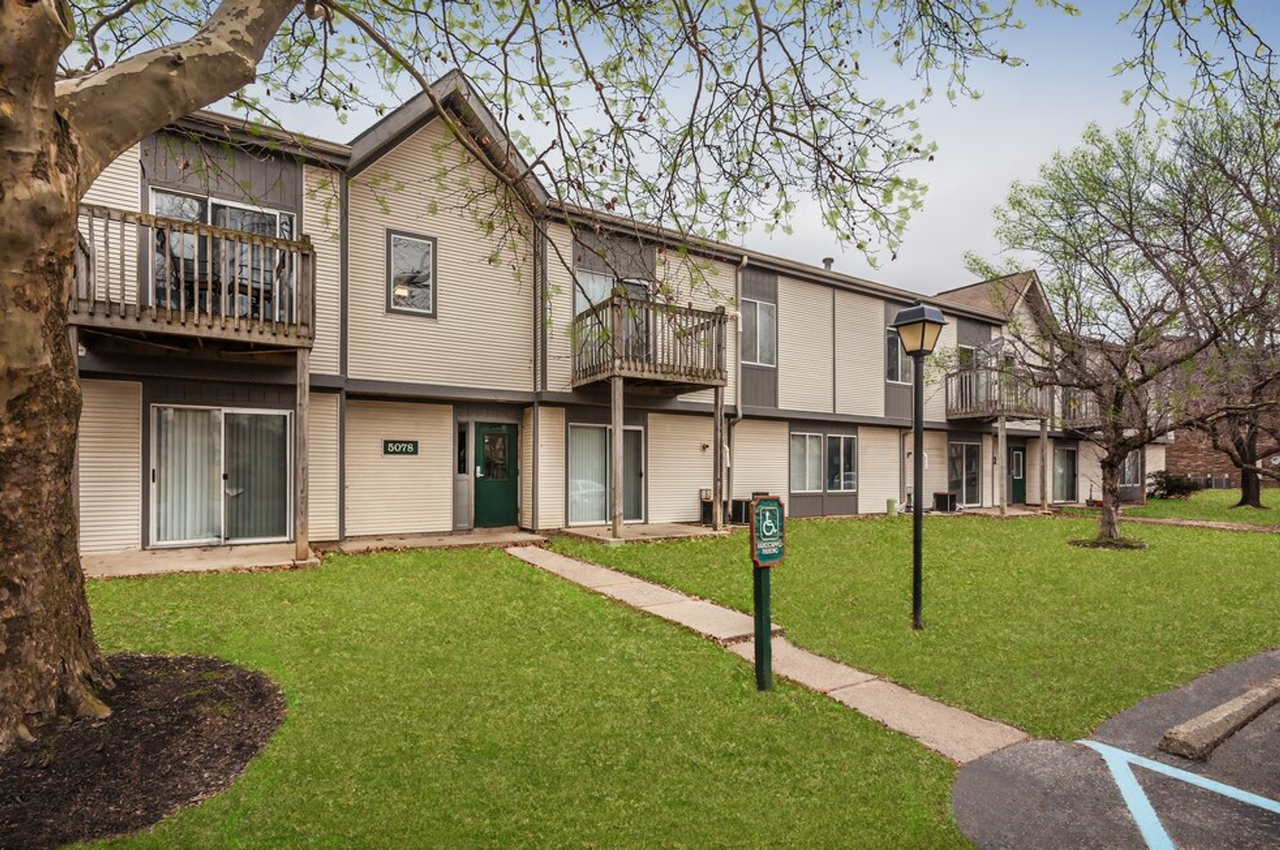 Garden Pointe Apartments - Photo 2 of 50