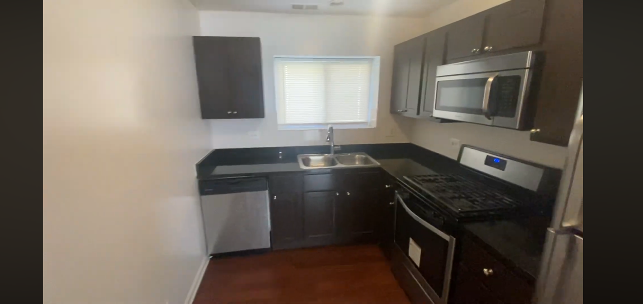 2530 W Fitch Ave #G - Photo 2 of 9