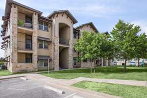 featured image of 225 Ramsay St