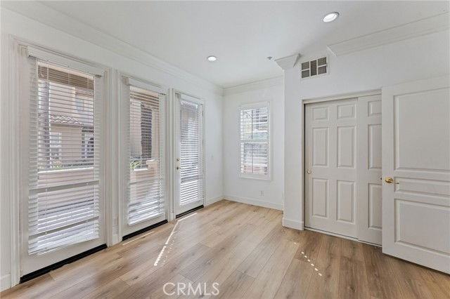 21386 Armilla Cir - Photo 2 of 8