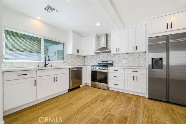 5706 Burnet Ave - Photo 2 of 8