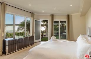 featured image of 560 Chalette Dr