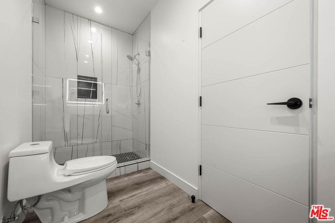 1290 1/2 S Sherbourne Dr #1920 - Photo 2 of 8