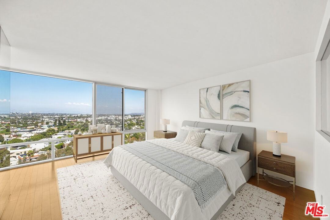 4316 Marina City Dr #1033 - Photo 3 of 7