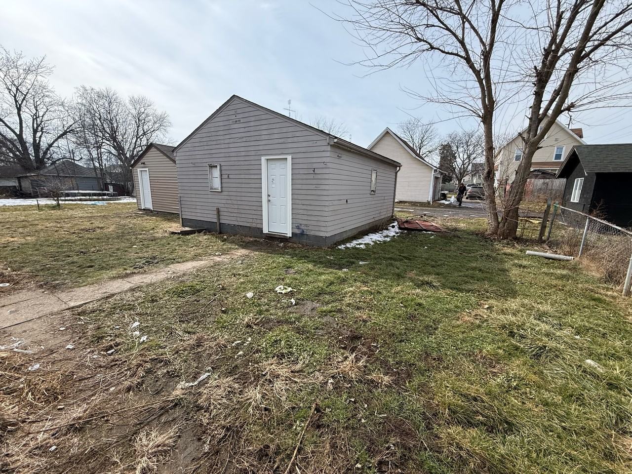 1507 Stark Ave Sw #1 - Photo 4 of 14