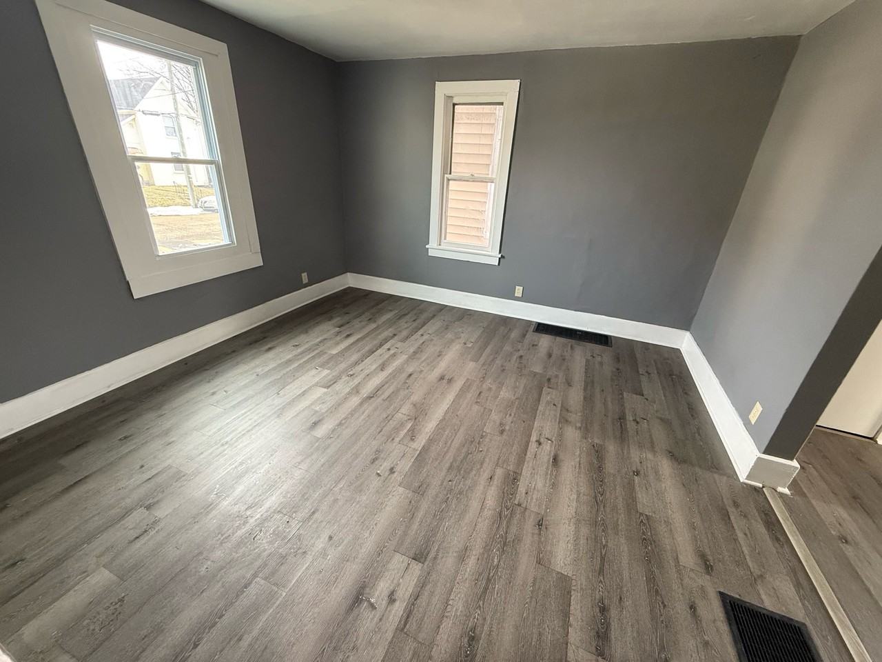 1507 Stark Ave Sw #1 - Photo 5 of 14