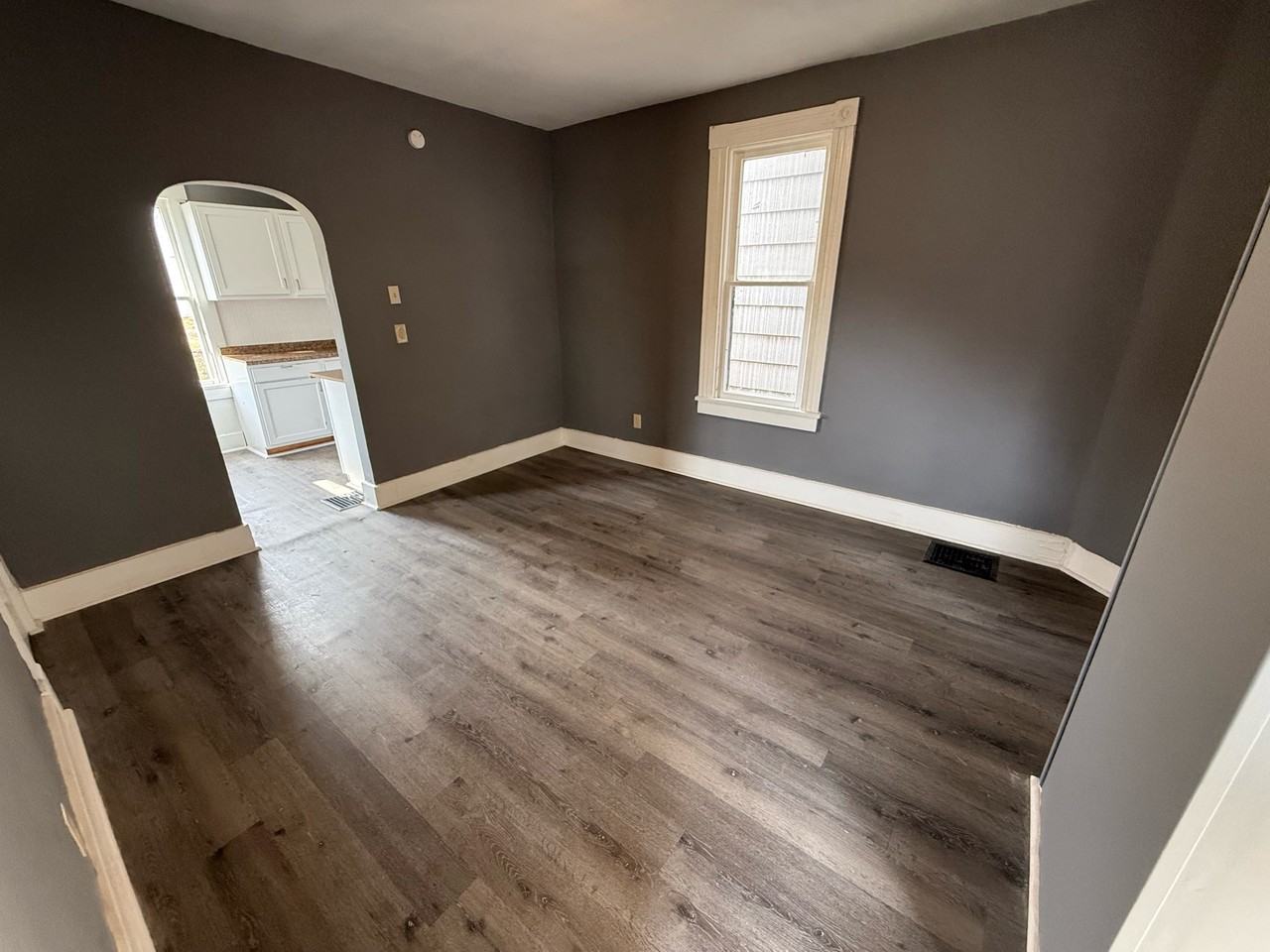 1511 Stark Ave Sw #1 - Photo 5 of 11