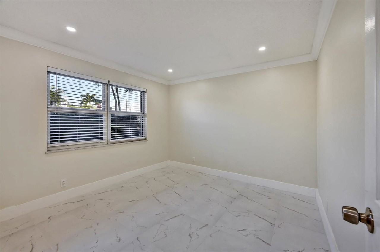 3336 Quail Close #1 - Photo 4 of 8