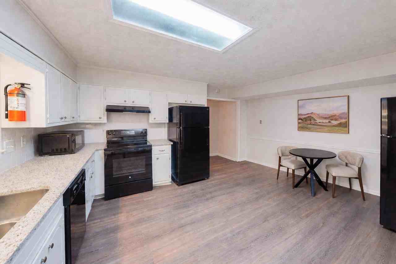 Rally Ct - Photo 3 of 14