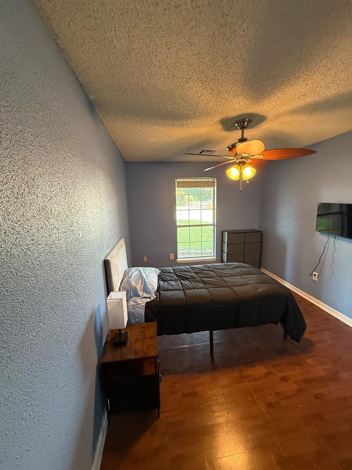 Horace St - Photo 4 of 8