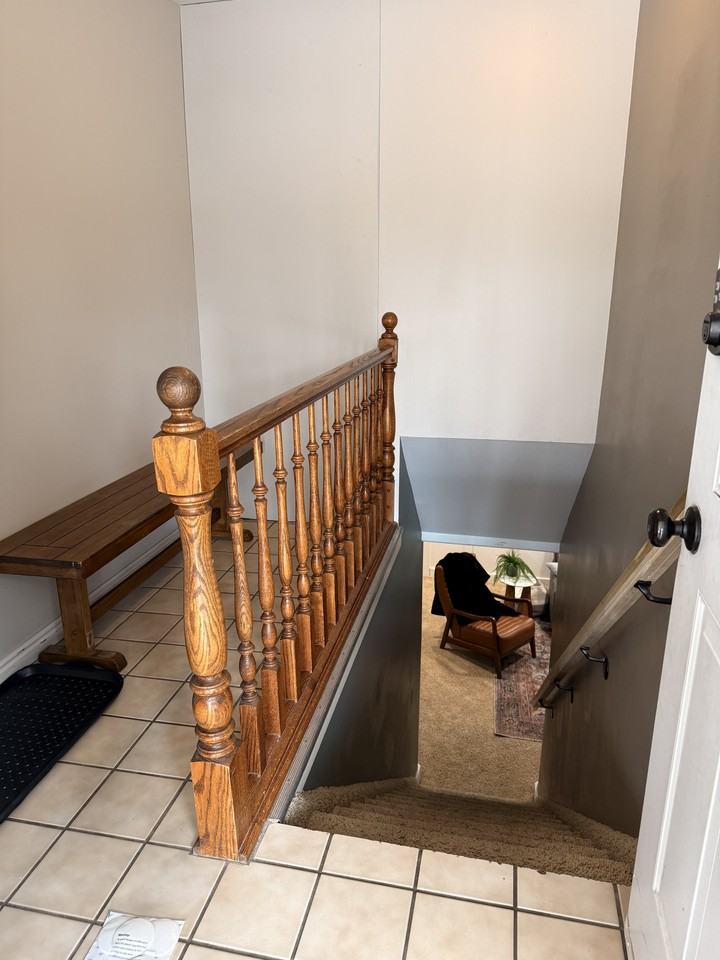 676 E Howard Dr - Photo 3 of 21