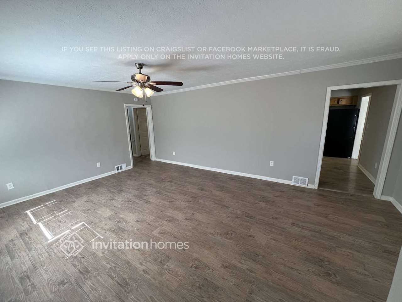 35 Circle Creek Dr - Photo 3 of 15