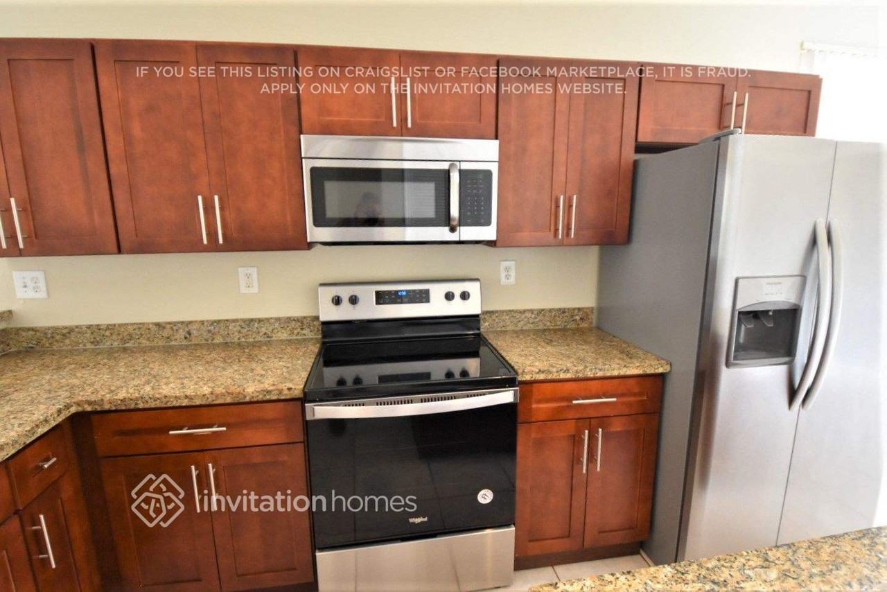 15740 Sw 148th Ter - Photo 5 of 16