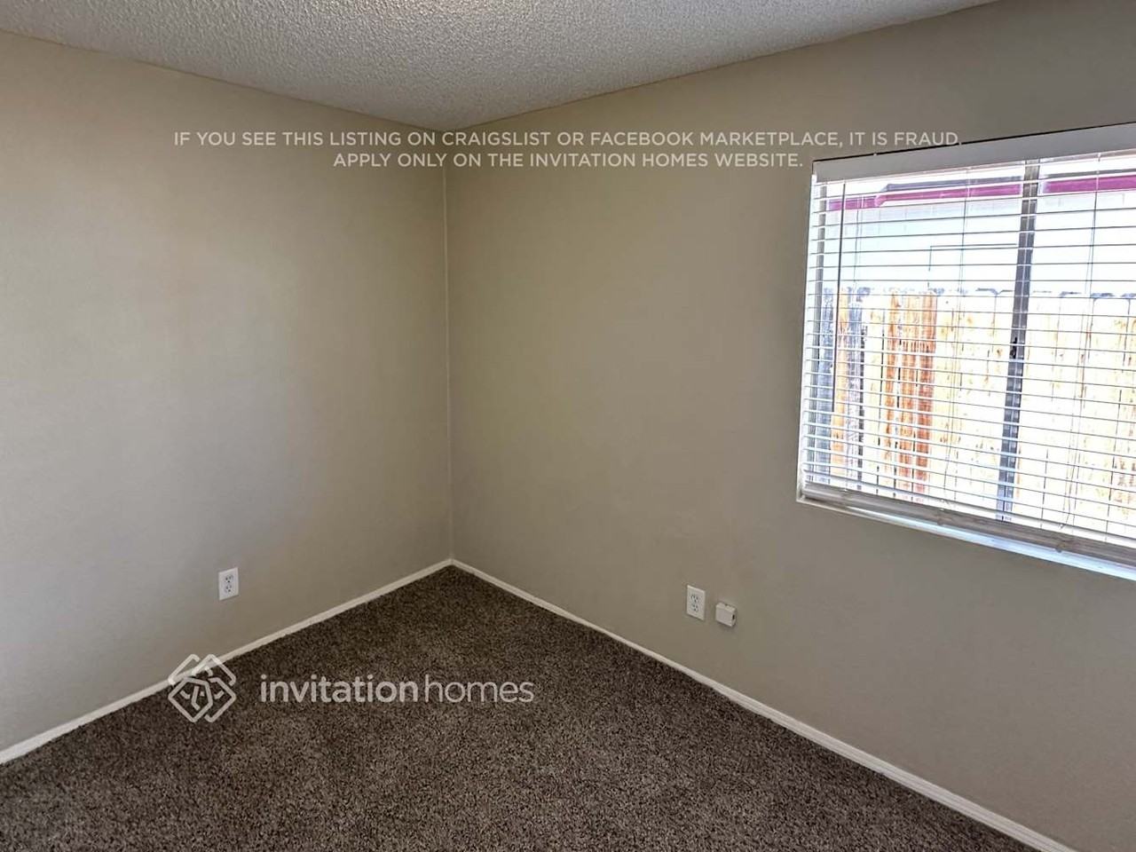 4431 N 85th Ave - Photo 7 of 10