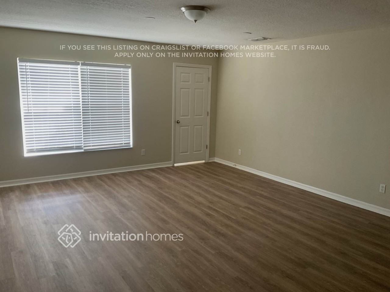 1342 Bella Coola Dr - Photo 4 of 20