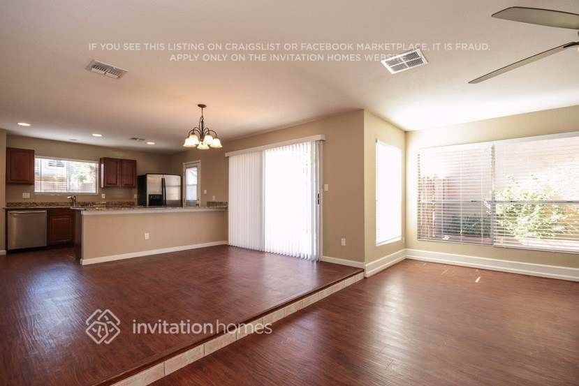 3861 W Ivanhoe St - Photo 6 of 27