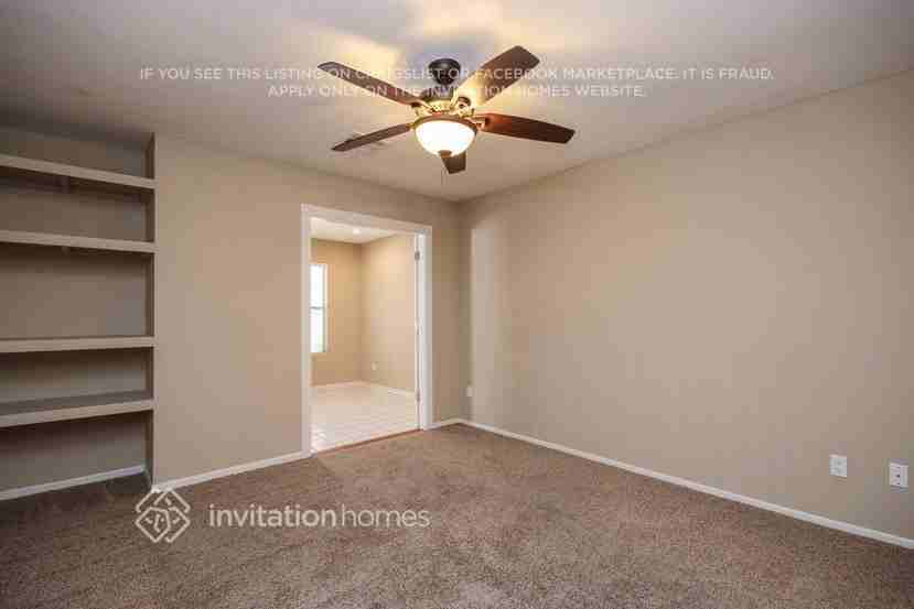 3861 W Ivanhoe St - Photo 5 of 18