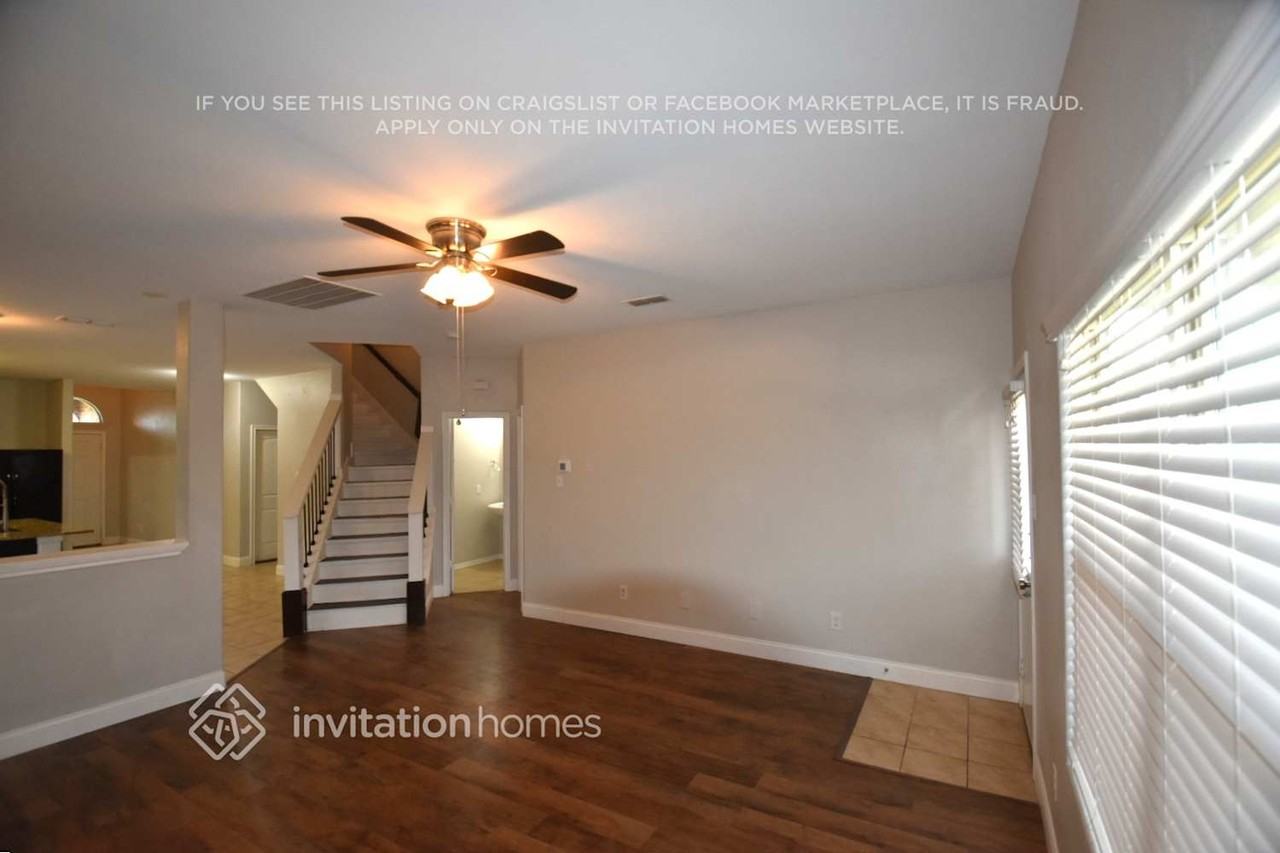 652 Creekview Dr - Photo 5 of 24