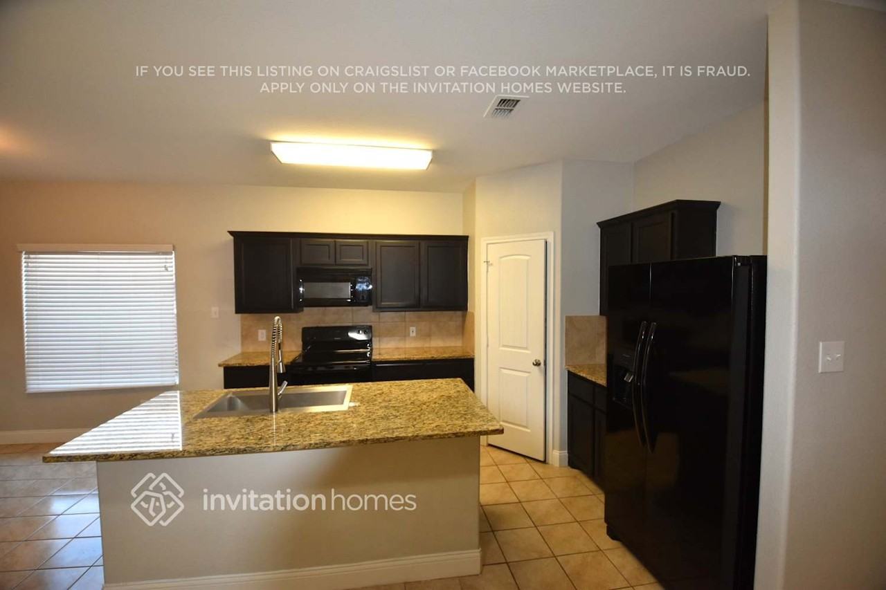 652 Creekview Dr - Photo 7 of 24