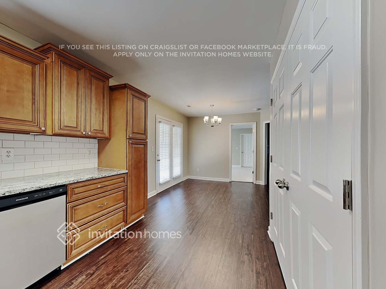 1518 Hawkcrest Ln - Photo 7 of 19