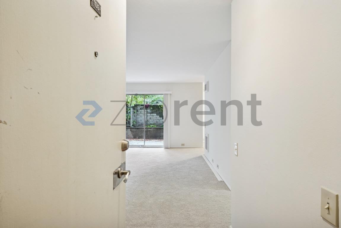 365 Perkins St #106 - Photo 6 of 26