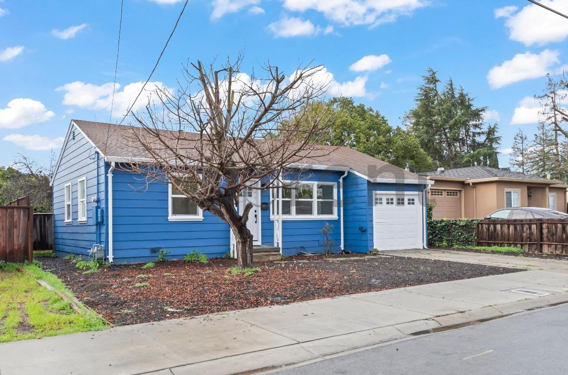 854 Cedar Ave - Photo 2 of 25