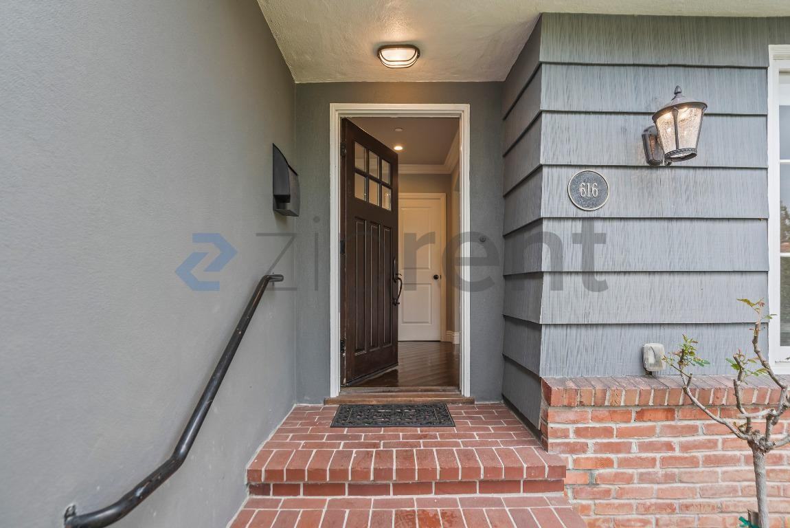 616 Maple St - Photo 4 of 23