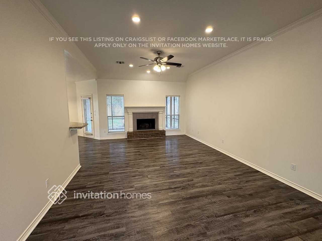 3227 Hemingway Dr - Photo 4 of 17