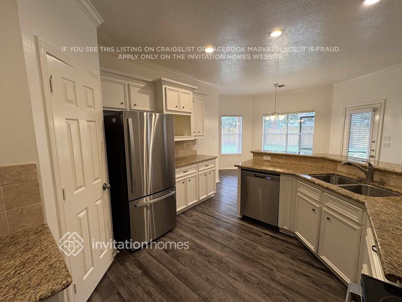 3227 Hemingway Dr - Photo 6 of 17