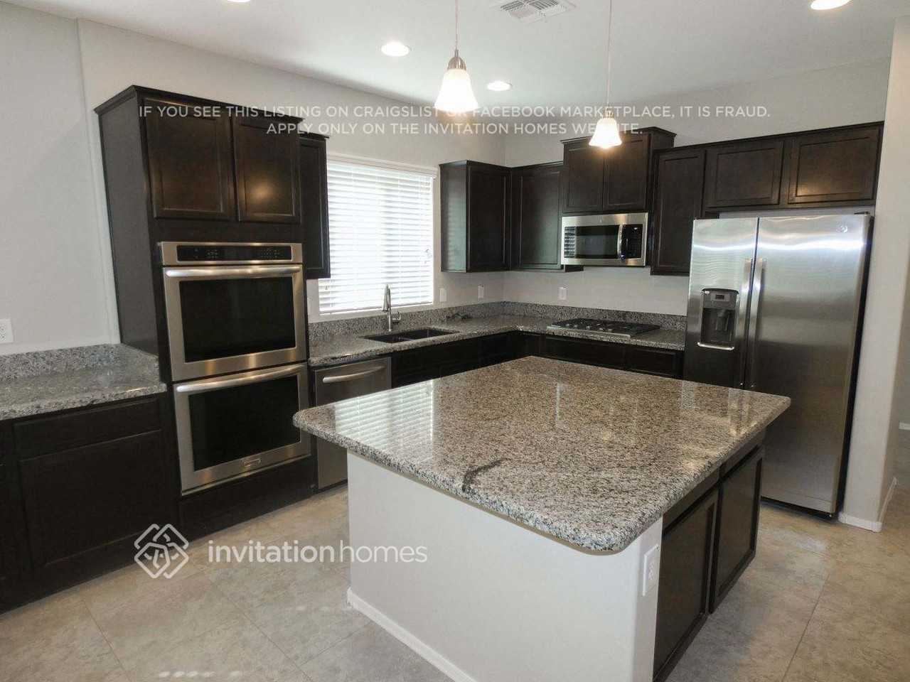 649 E Canyon Rock Rd - Photo 3 of 12