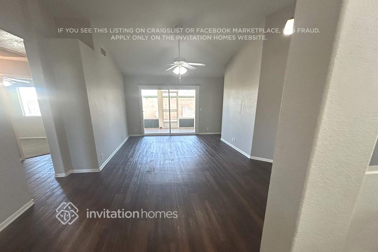 8931 W Fullam St - Photo 3 of 15