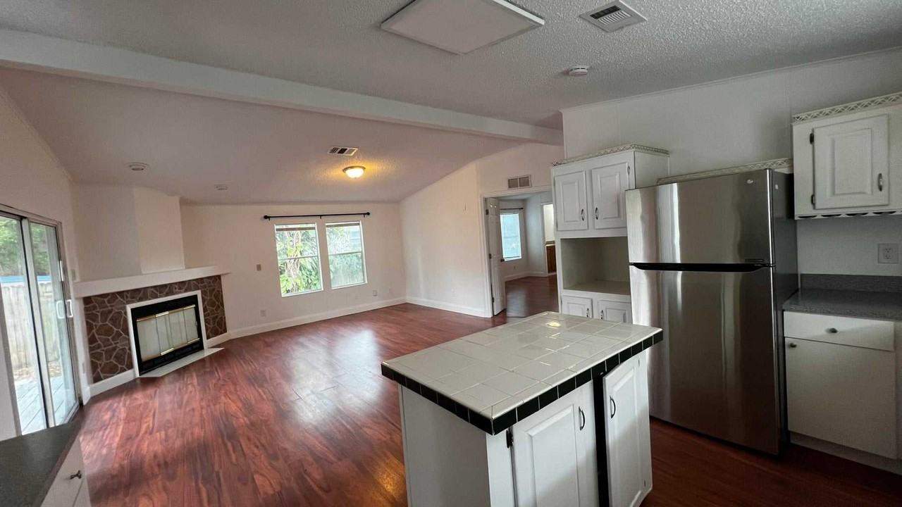 Cascade Rd - Photo 3 of 16