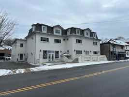 featured image of 234 Main St ##7