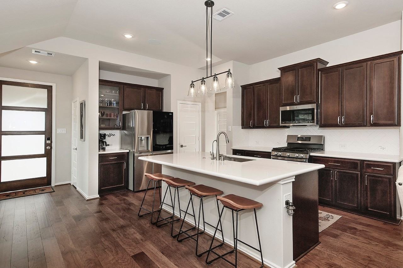 249 Trapper Creek Dr - Photo 3 of 24