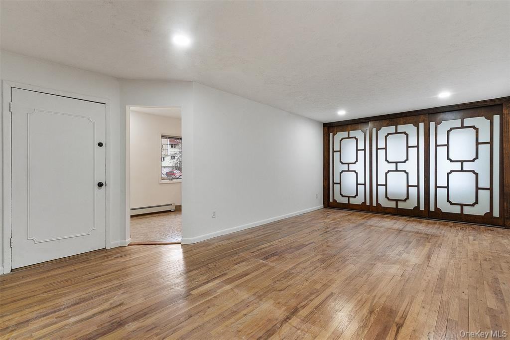 6 Regina Pl - Photo 2 of 11